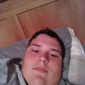 Meet your Posher, Adam